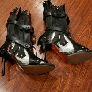 NEW NEVER WORN. Heels